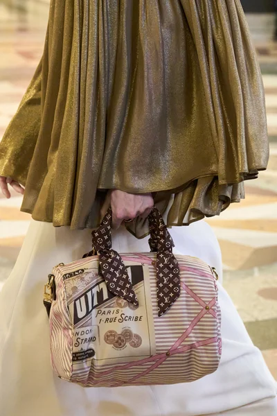 Look 56